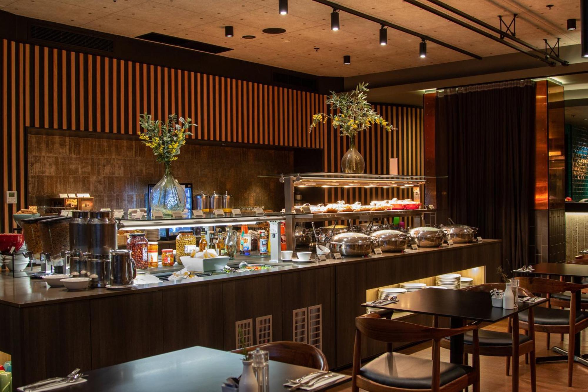 Holiday Inn Perth City Centre By Ihg Экстерьер фото